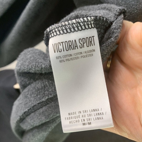 Victoria Secret Sport Women's Gray Cropped Sweatshirt Size Medium Top Pullover - Picture 5 of 5